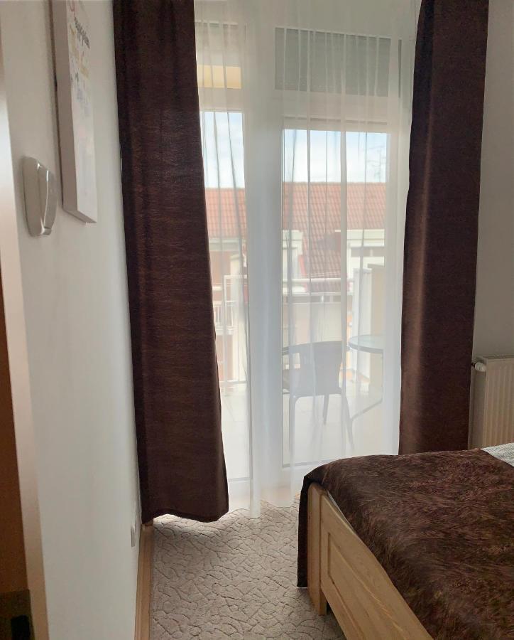 Konig Apartman Iii. Heviz Exterior photo
